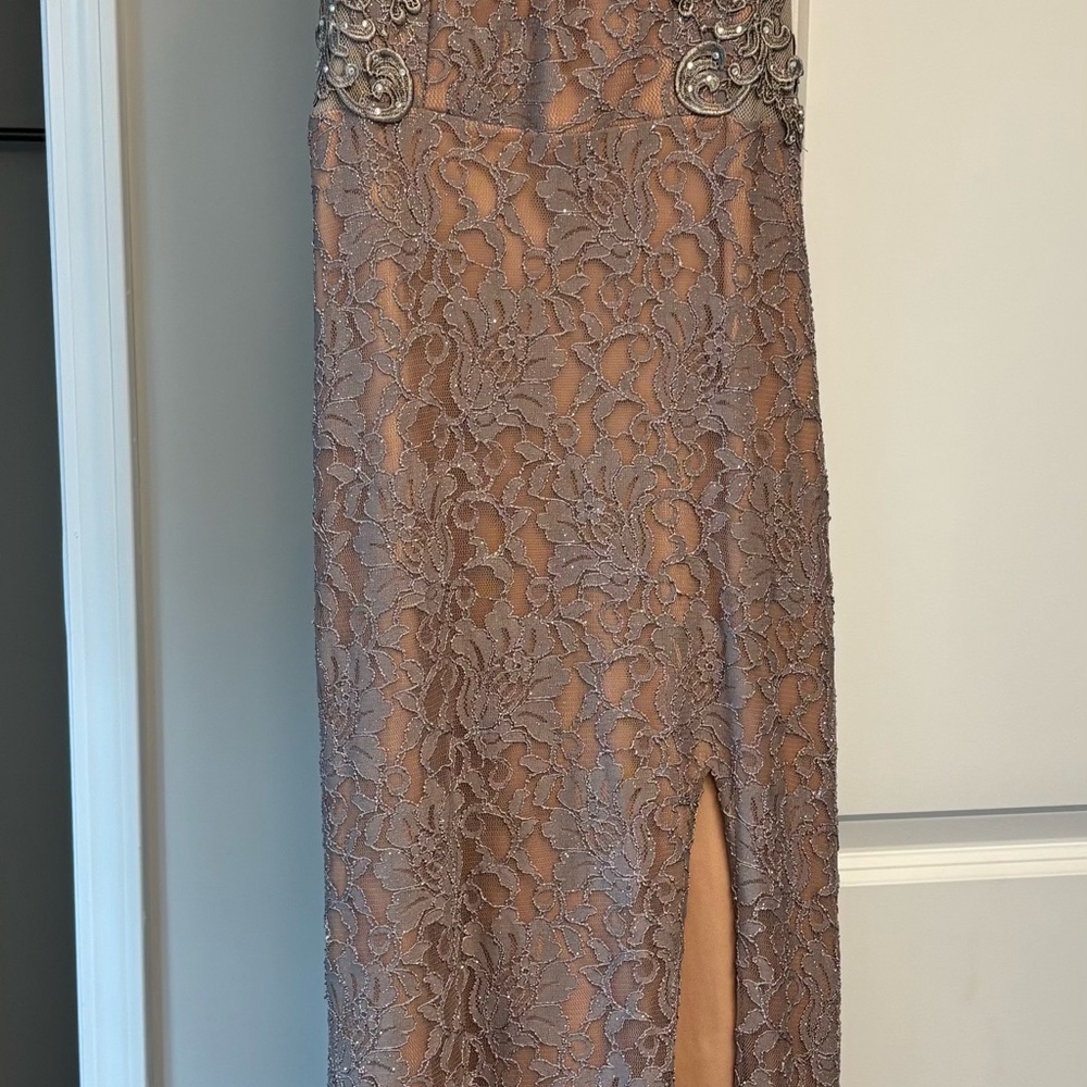 City Triangles Lace Dress with Silver Embroidery